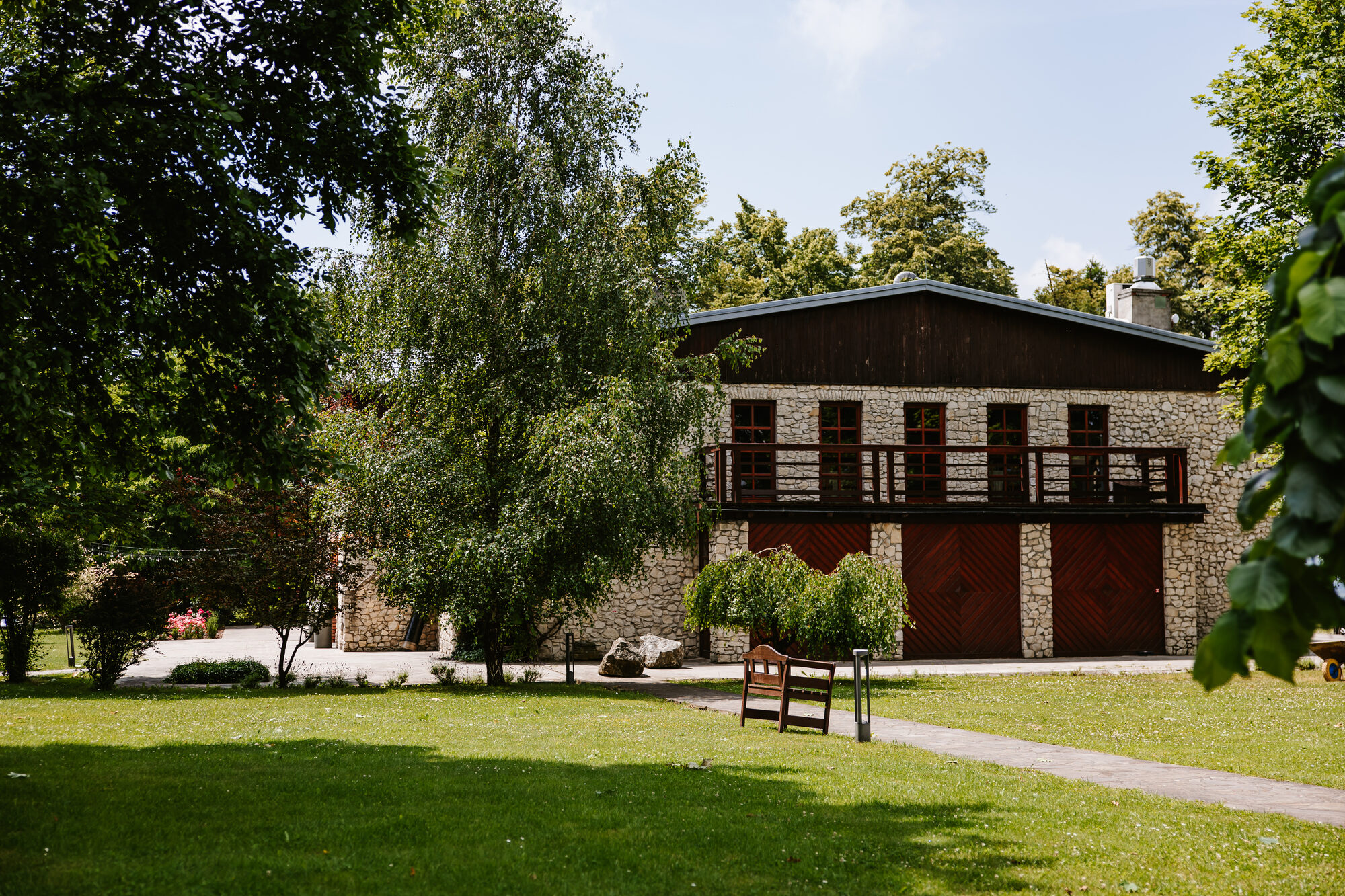Dwór w Tomaszowicach — manor façade