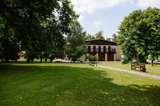 Dwór w Tomaszowicach